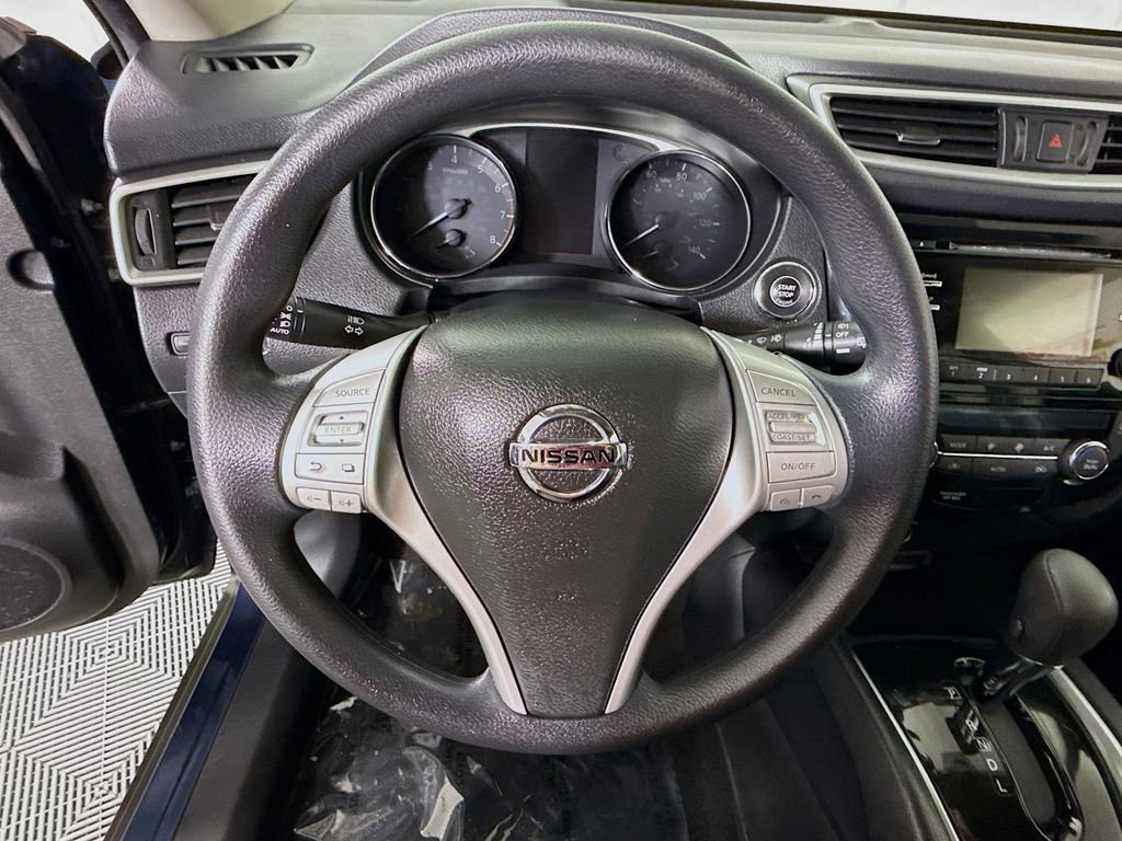 Used 2016 Nissan Rogue SV AWD/4WD image 18