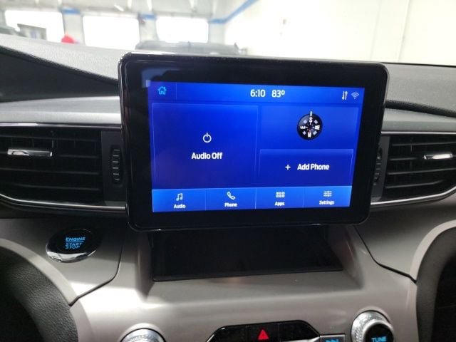 Used 2022 Ford Explorer XLT w/ Equipment Group 202A AWD/4WD image 15