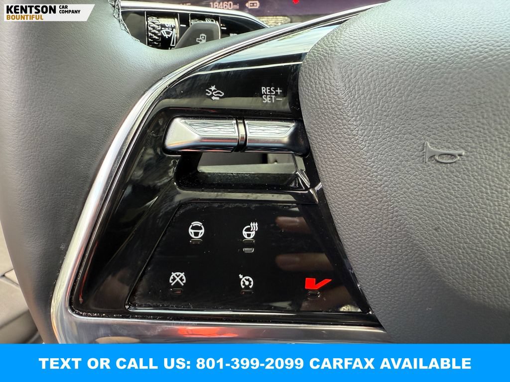 Used 2025 Cadillac Escalade IQ Sport 1 AWD/4WD image 18