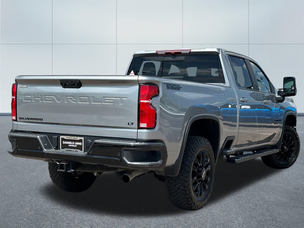 Used 2025 Chevrolet Silverado 2500 LT w/ Trail Boss Package AWD/4WD image 2