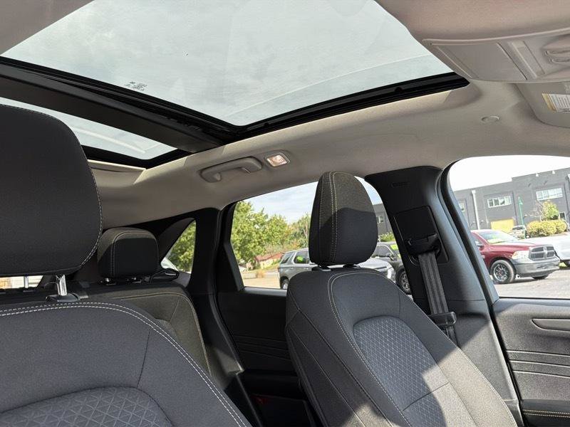 Used 2024 Ford Escape Active w/ Tech Pack #2 FWD image 6