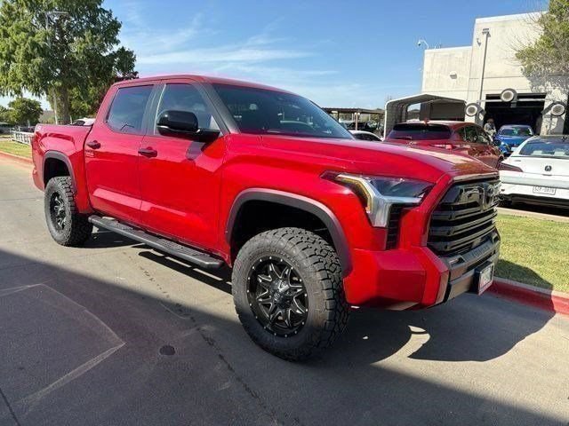 Used 2026 Toyota Tundra SR5 AWD/4WD image 3