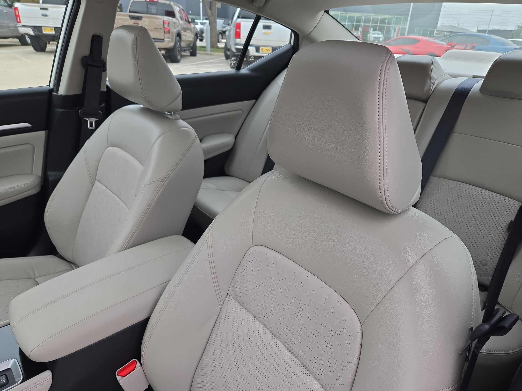 Certified 2024 Nissan Altima 2.5 SL FWD image 9