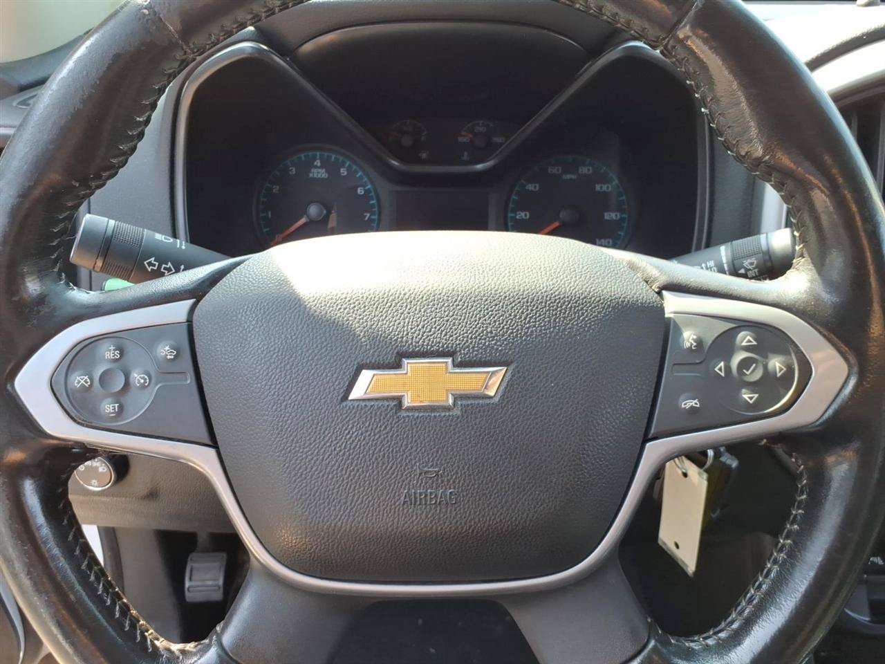 Used 2021 Chevrolet Colorado LT w/ Safety Package RWD image 13