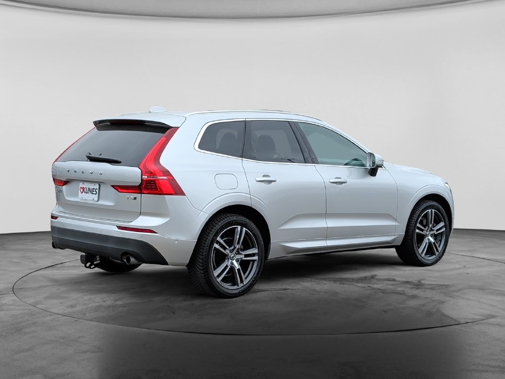 Used 2019 Volvo XC60 T5 Momentum w/ Premium Package AWD/4WD image 7
