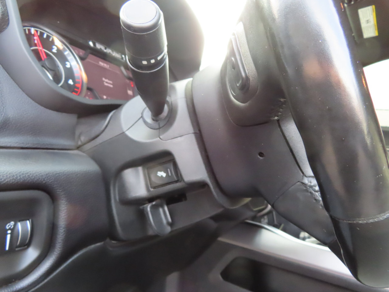 Used 2022 RAM 2500 Lone Star w/ Lone Star Silver Edition image 30