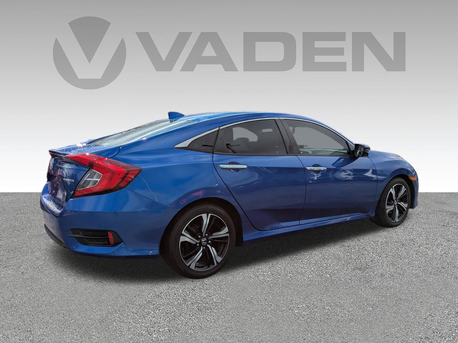Used 2017 Honda Civic Touring image 24