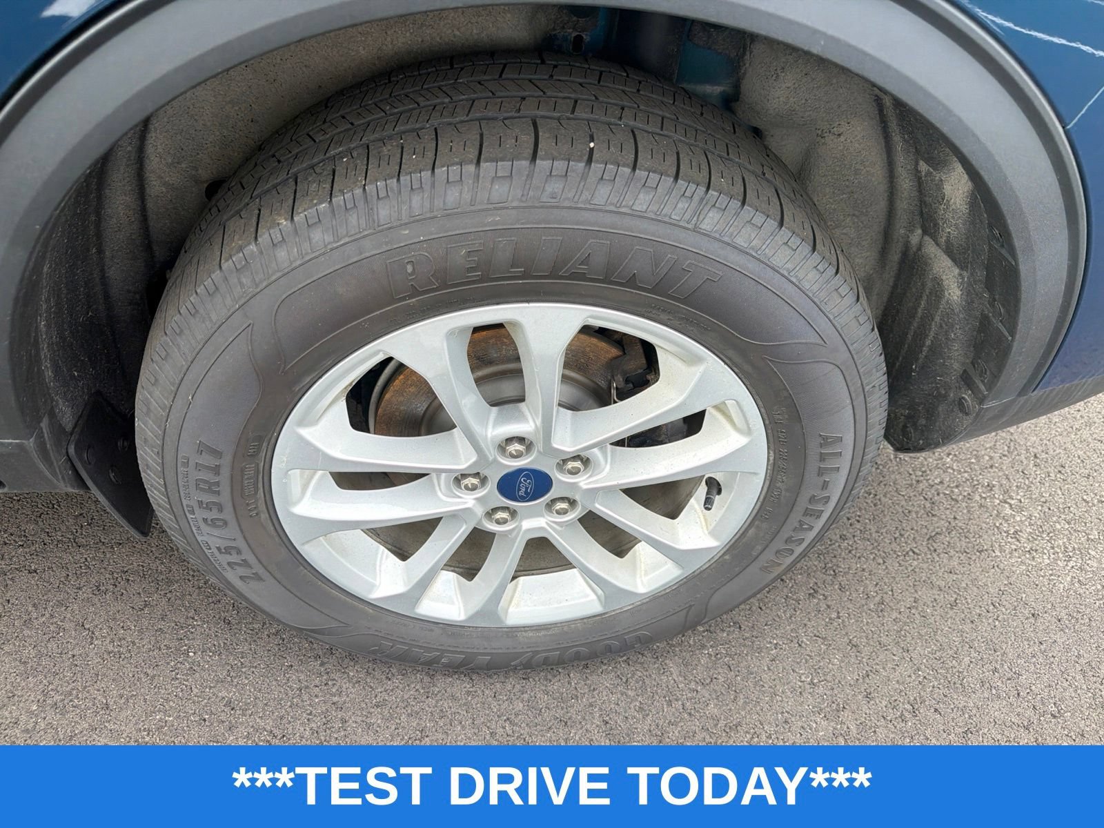 Used 2020 Ford Escape SE AWD/4WD image 12