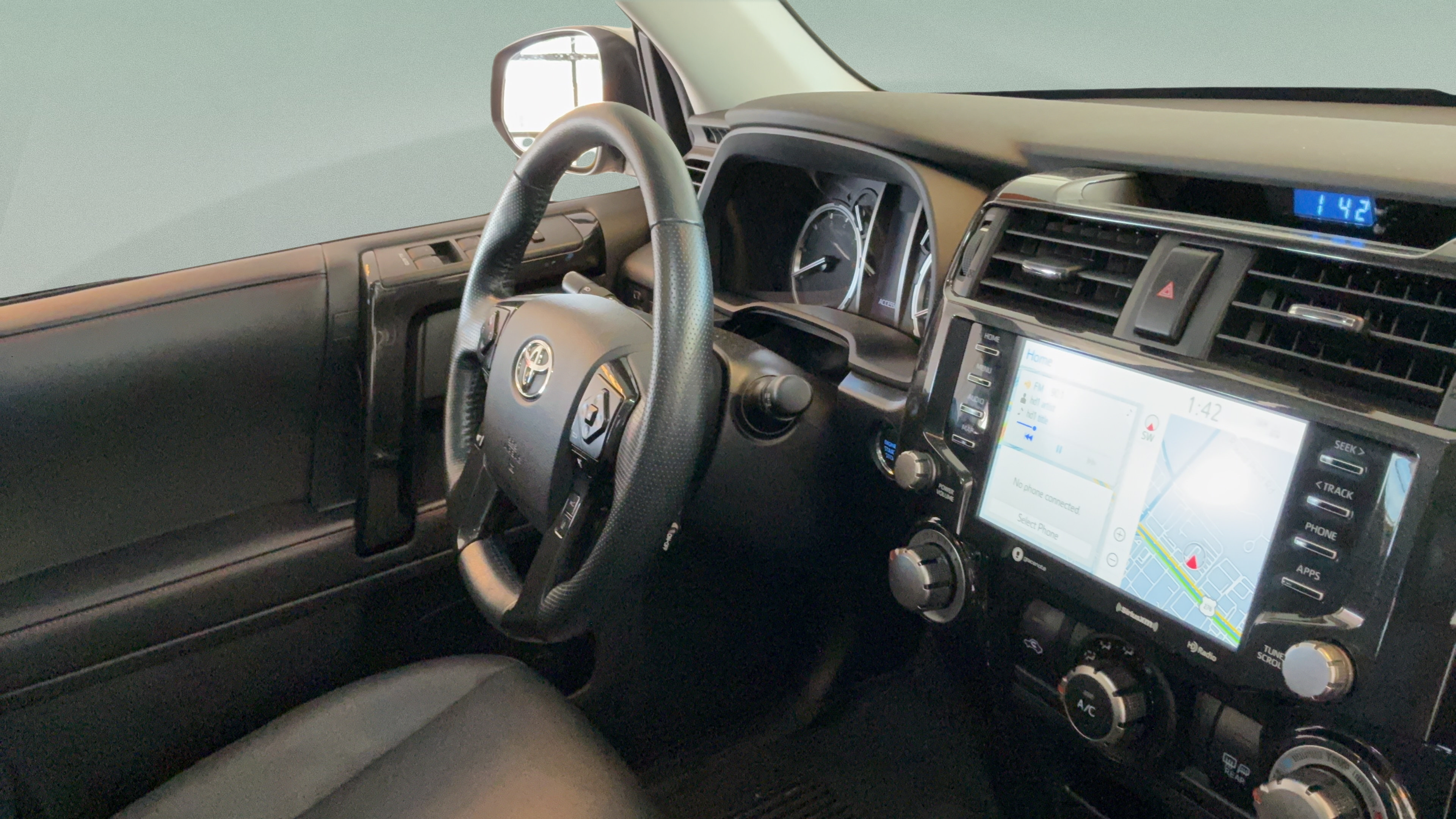 Used 2023 Toyota 4Runner TRD Off-Road Premium w/ Moonroof Package AWD/4WD image 45