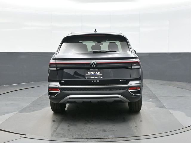 New 2026 Volkswagen Taos SE image 4