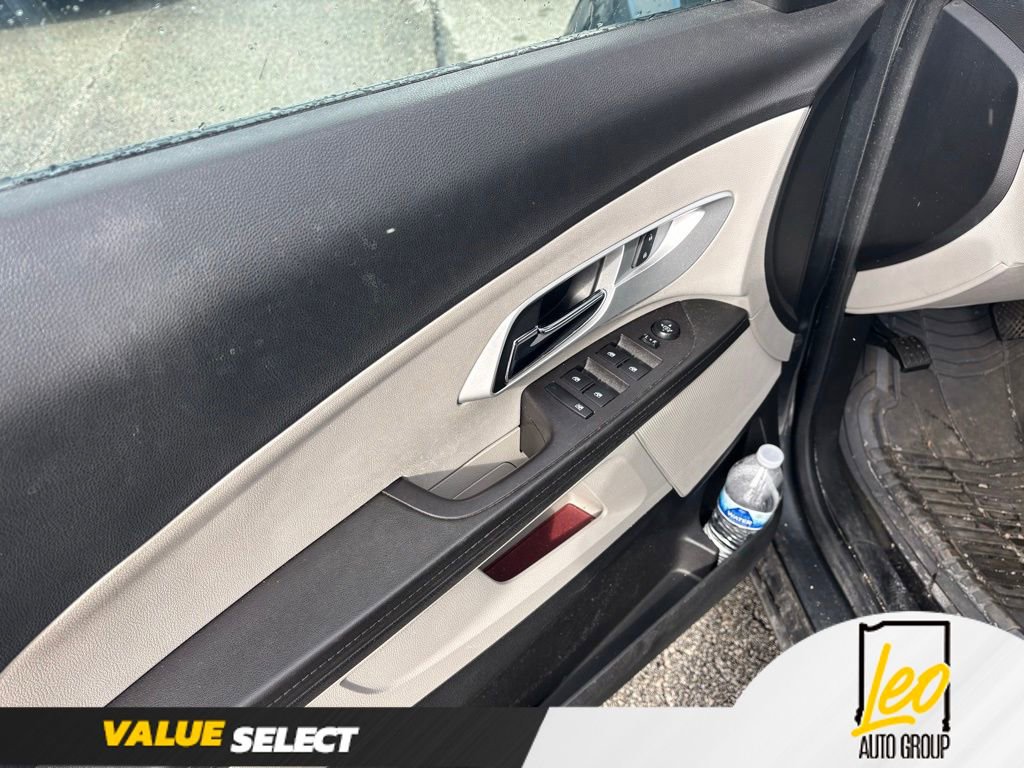 Used 2017 Chevrolet Equinox LT image 11