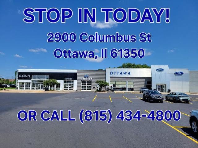 Used 2022 Dodge Challenger SXT w/ Plus Package RWD image 29