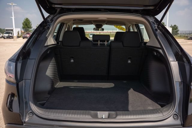 Used 2024 Honda HR-V LX image 11
