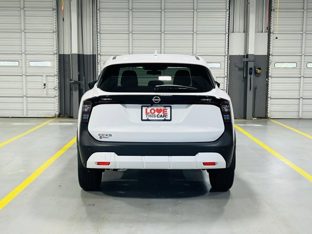New 2025 Nissan Kicks SV image 14