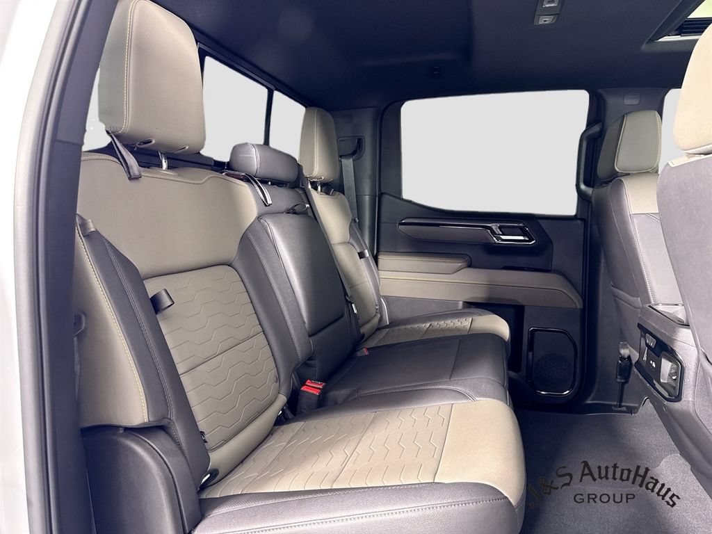 Used 2023 Chevrolet Silverado 1500 ZR2 w/ Technology Package AWD/4WD image 36