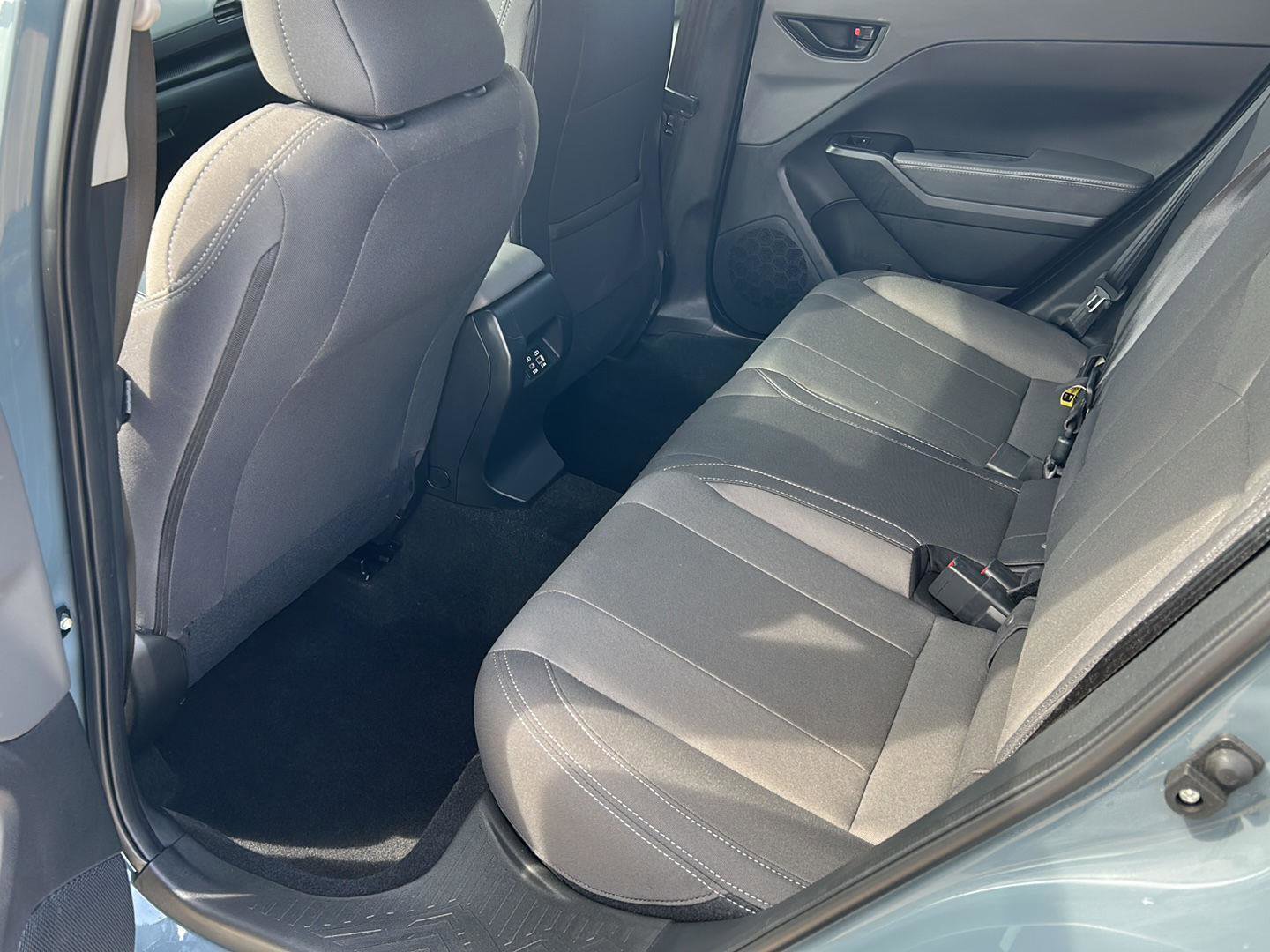 Used 2025 Subaru Crosstrek 2.0i Premium image 24