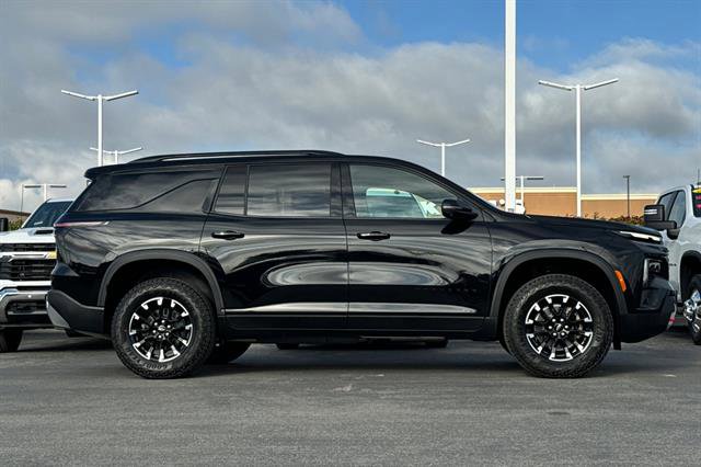 New 2026 Chevrolet Traverse Z71 w/ Driver Confidence Package image 3