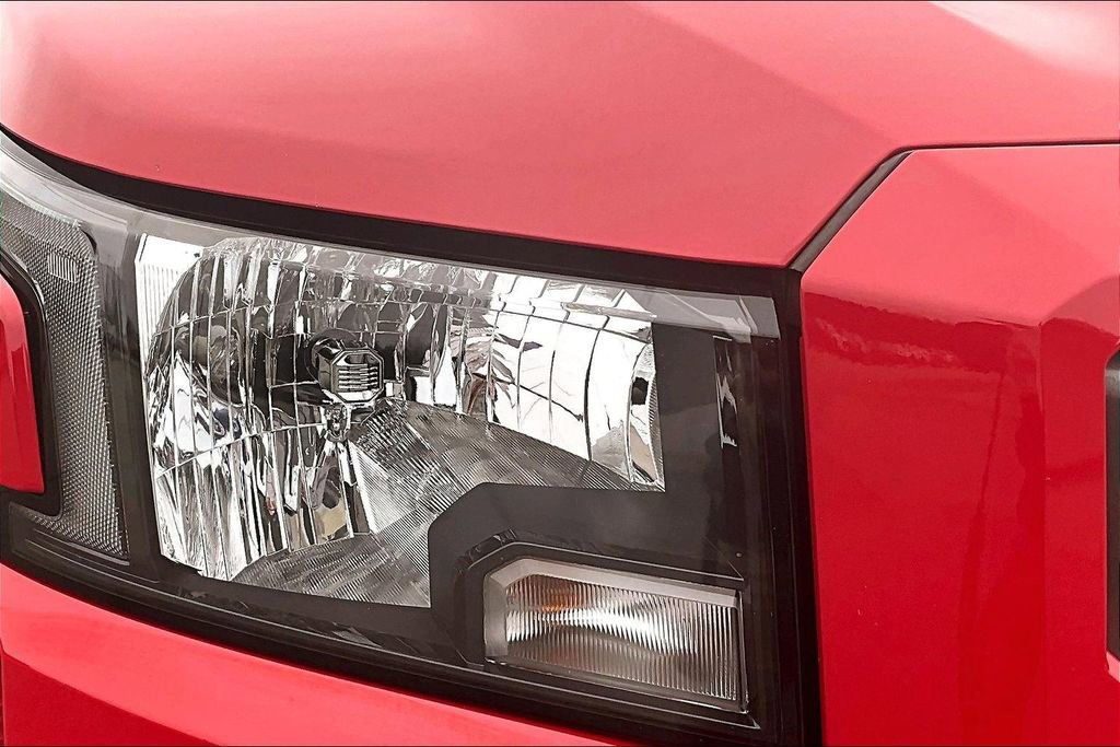 Used 2023 Nissan Frontier SV w/ SV Convenience Package image 31