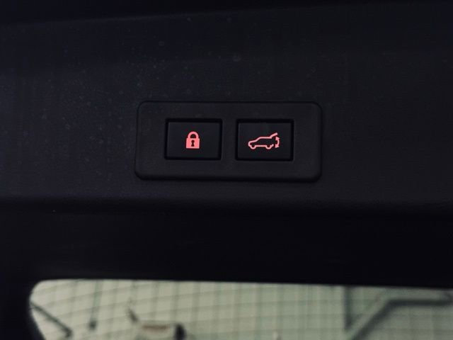 Used 2025 Subaru Ascent Limited w/ Popular Package #1 image 13