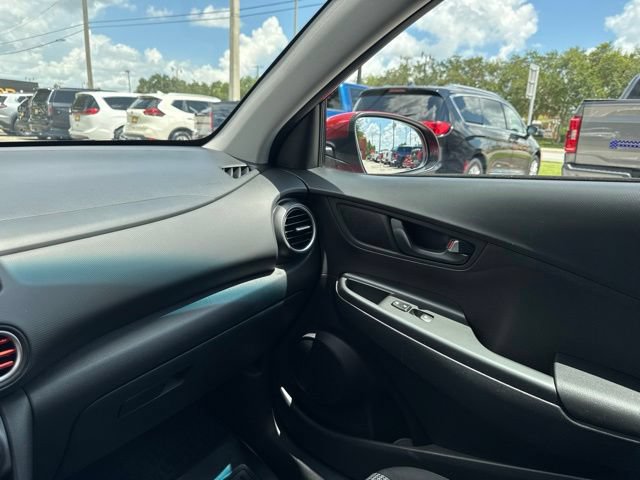 Used 2018 Hyundai Kona SEL FWD image 25