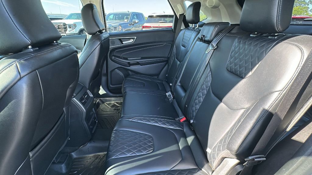 Used 2024 Ford Edge Titanium image 13