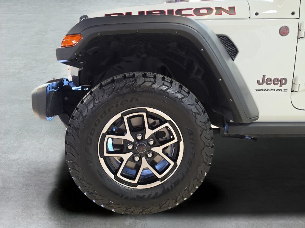 Certified 2025 Jeep Wrangler Unlimited Rubicon AWD/4WD image 23