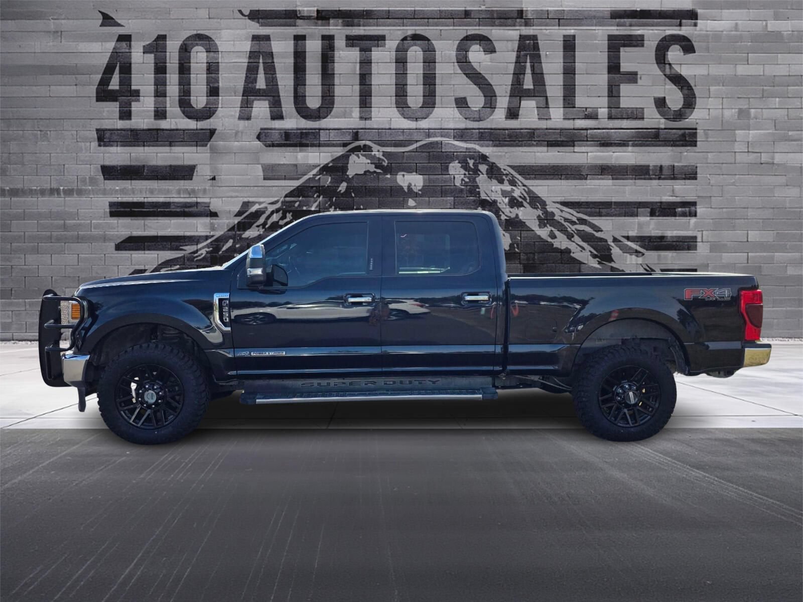 Used 2021 Ford F250 Lariat w/ Chrome Package AWD/4WD image 4