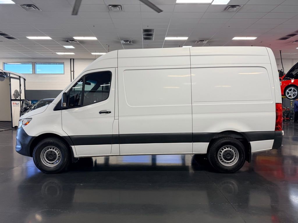 Used 2021 Mercedes-Benz Sprinter 2500 image 8