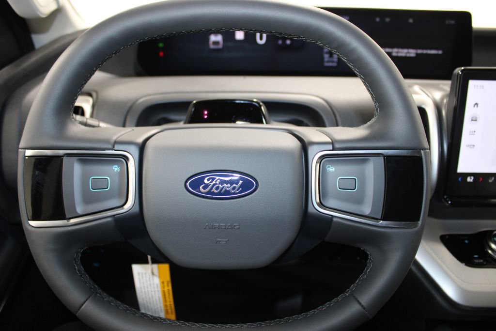 New 2026 Ford Expedition Active image 38