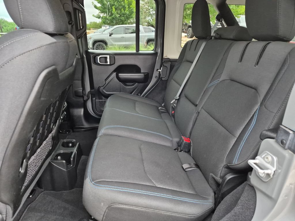 Used 2021 Jeep Wrangler Unlimited Rubicon 4xe w/ Safety Group AWD/4WD image 36