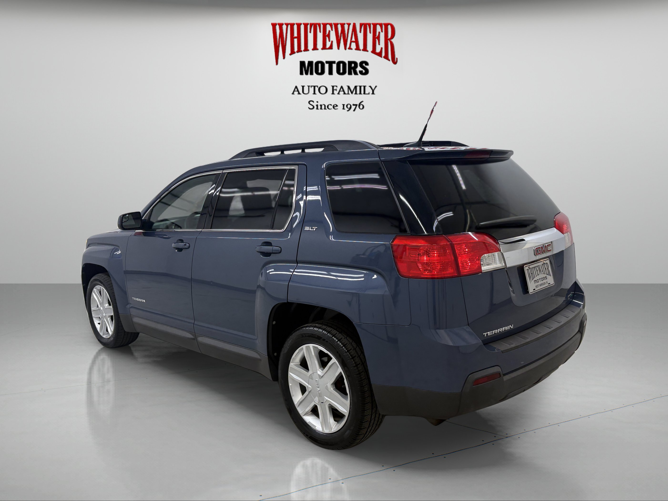 Used 2012 GMC Terrain SLT FWD image 2