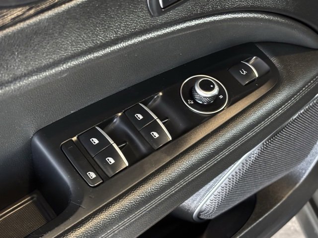 Used 2022 Alfa Romeo Stelvio Sprint image 18