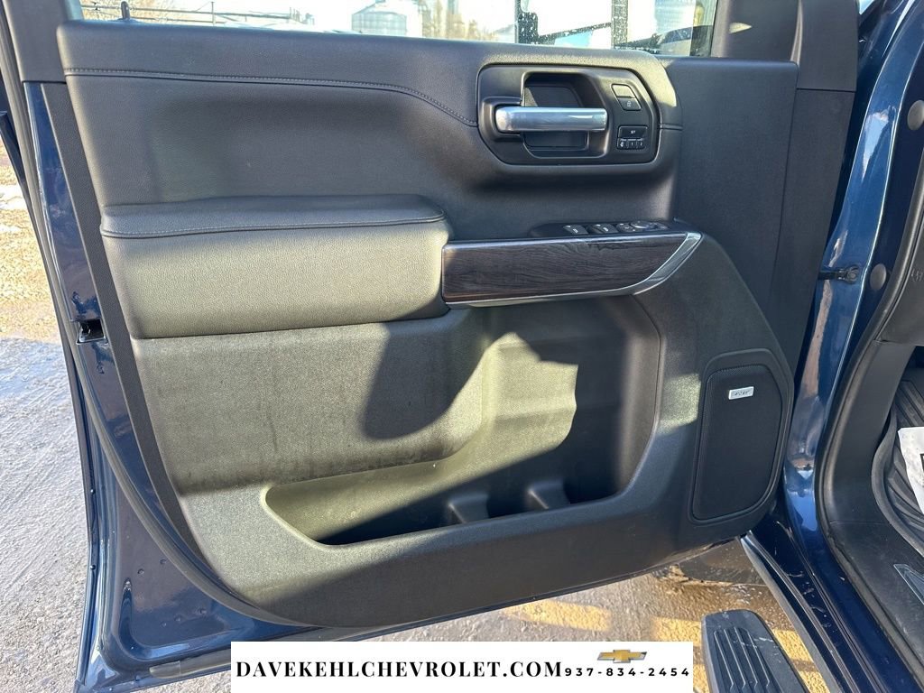 Used 2022 Chevrolet Silverado 2500 LTZ w/ LTZ Plus Package image 9