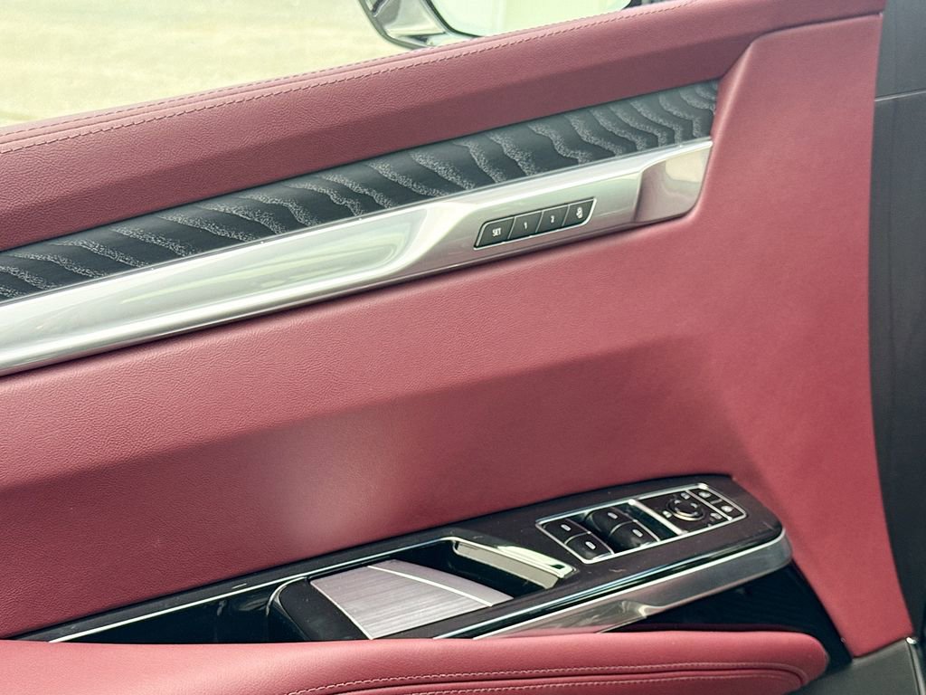 New 2025 Cadillac Escalade Premium Luxury w/ LPO, Floor Liner Package image 18