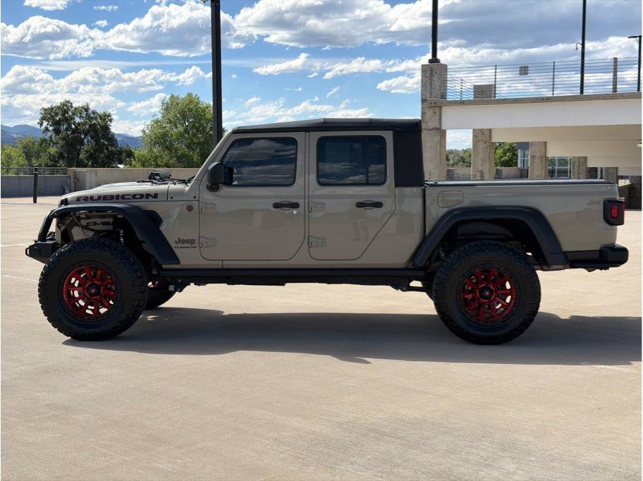 Used 2022 Jeep Gladiator Rubicon w/ Cold Weather Group AWD/4WD image 4