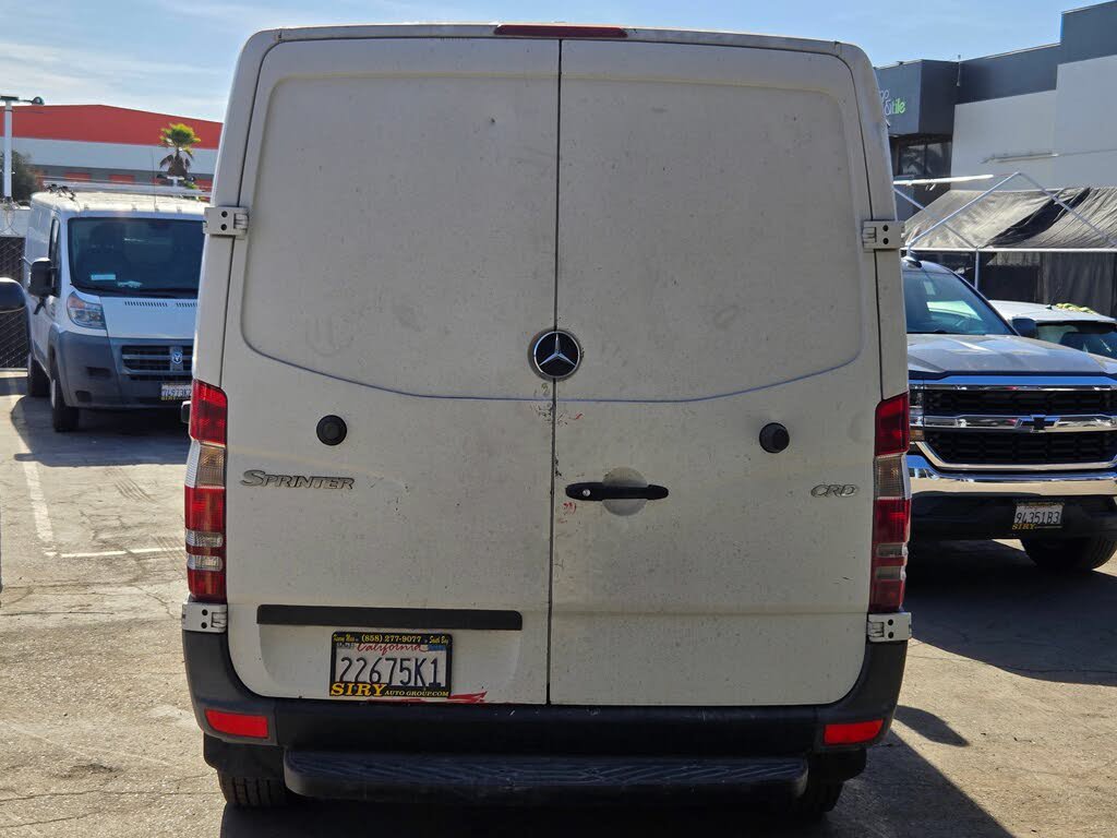 Used 2007 Freightliner Sprinter 2500 RWD image 9