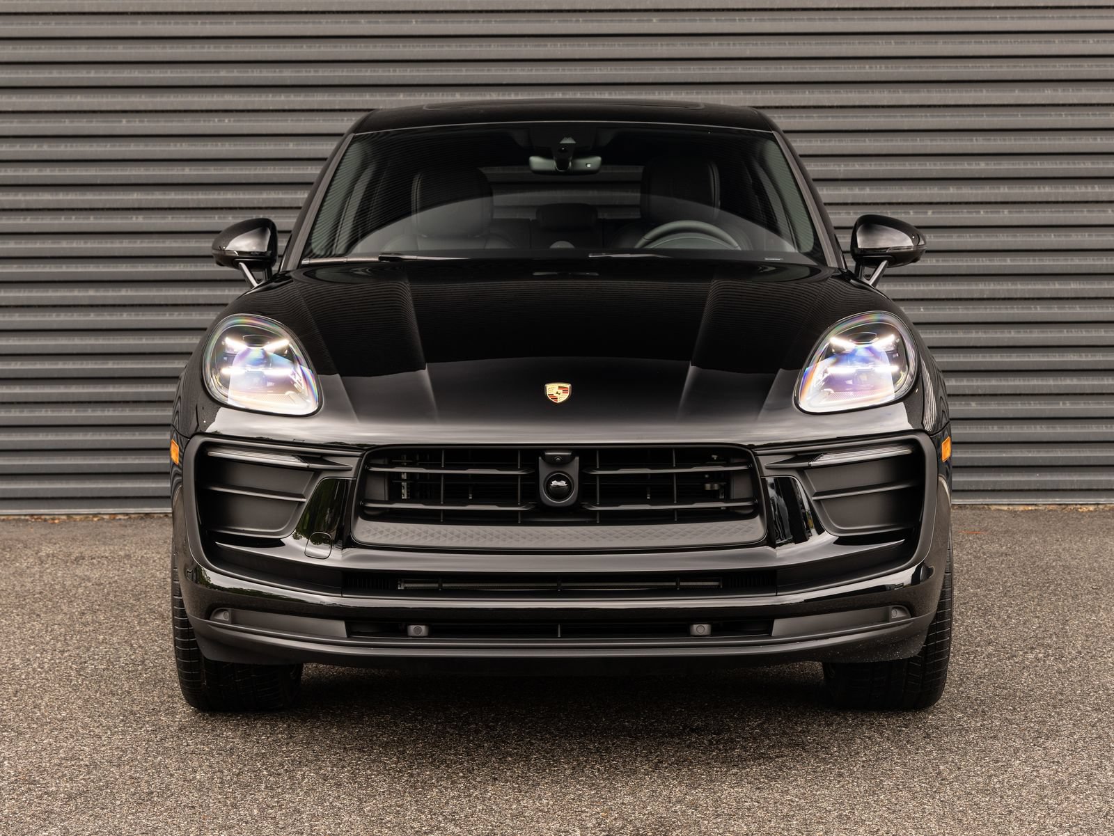 Certified 2026 Porsche Macan AWD/4WD image 7