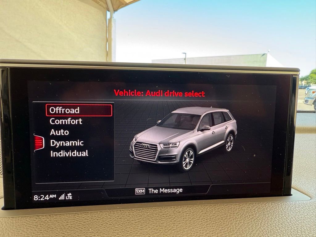 Used 2018 Audi Q7 3.0T Prestige AWD/4WD image 31