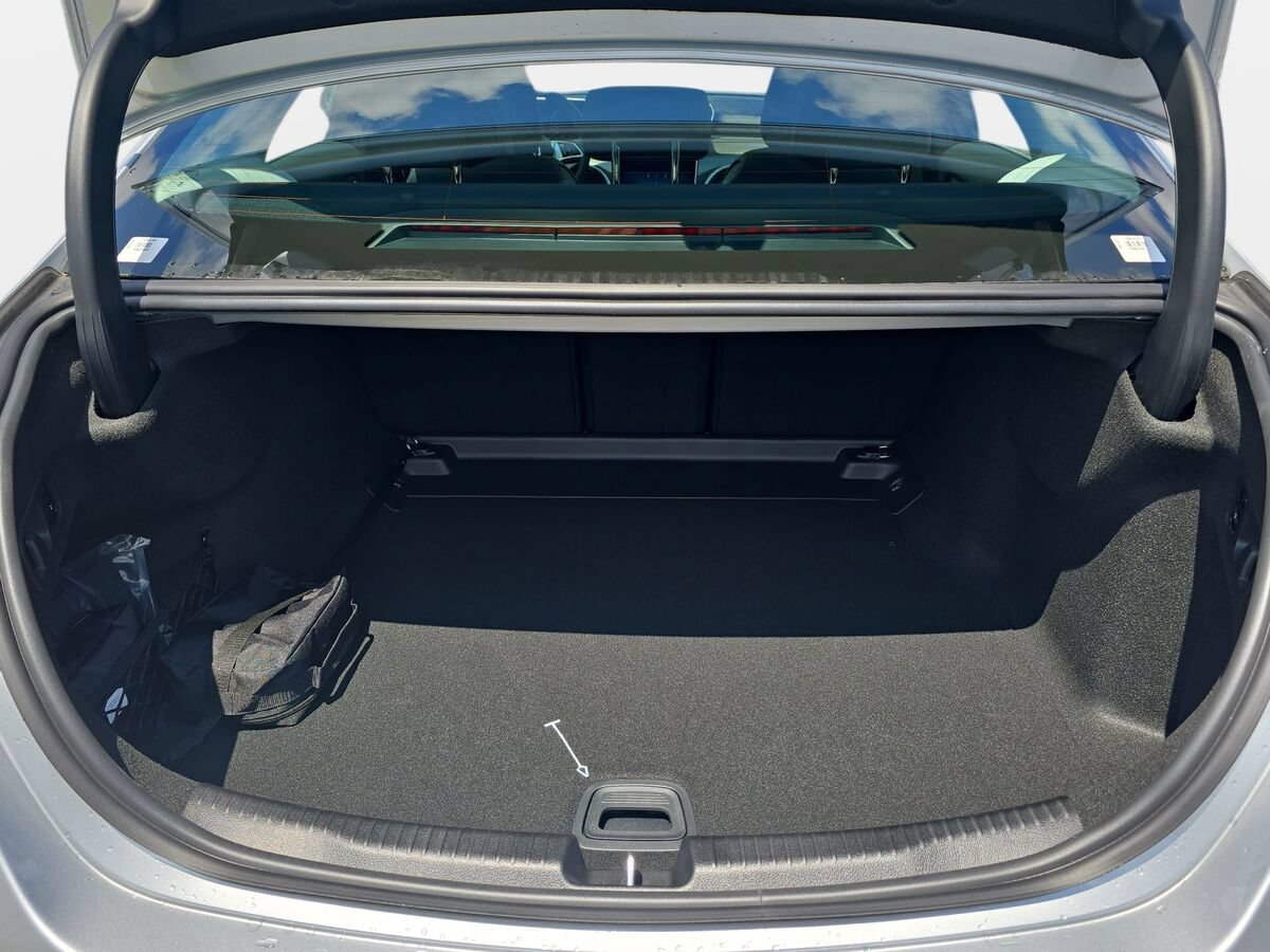 New 2026 Mercedes-Benz C 300 4MATIC Sedan image 12