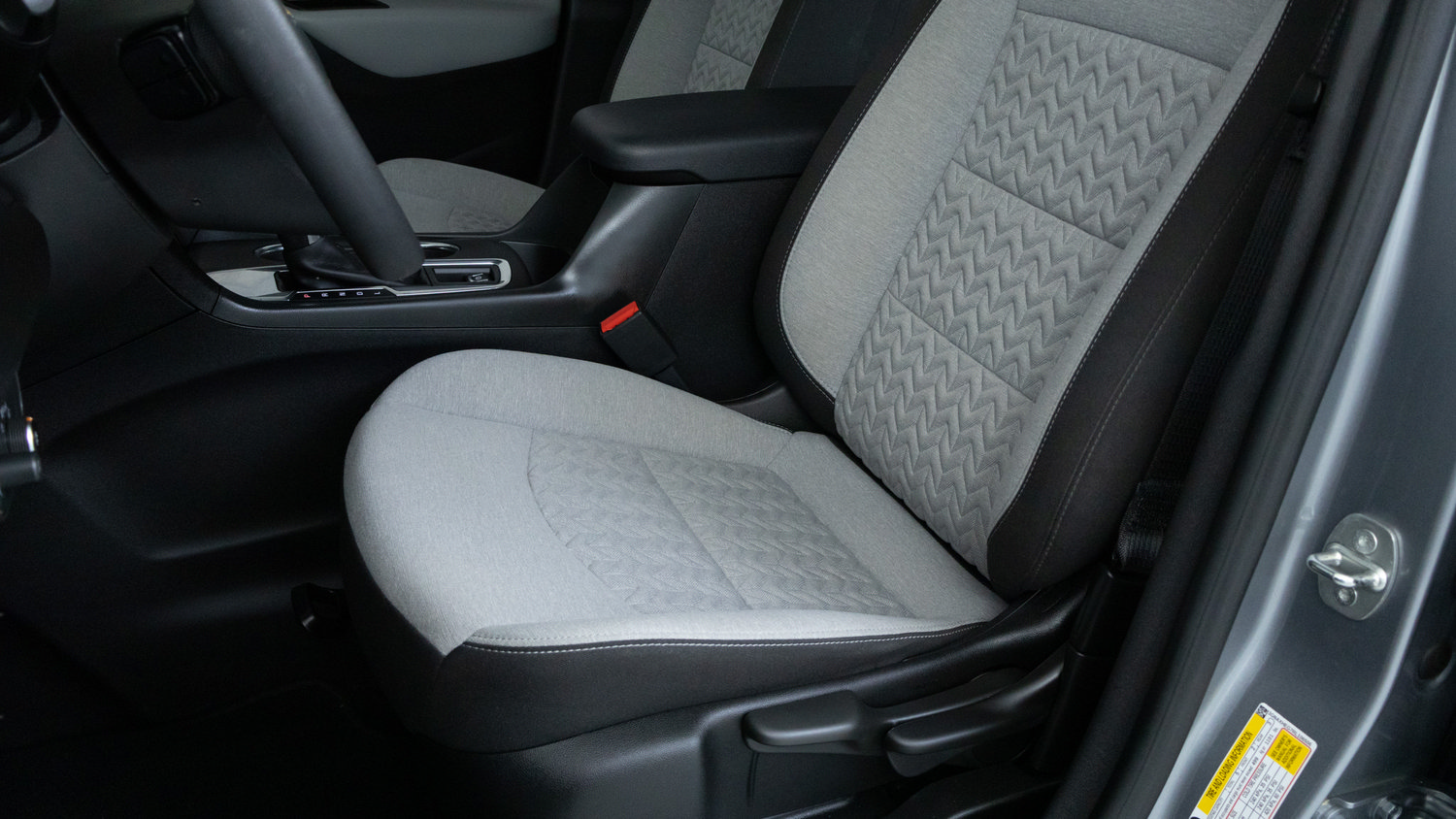 Used 2024 Chevrolet Equinox LS FWD image 12