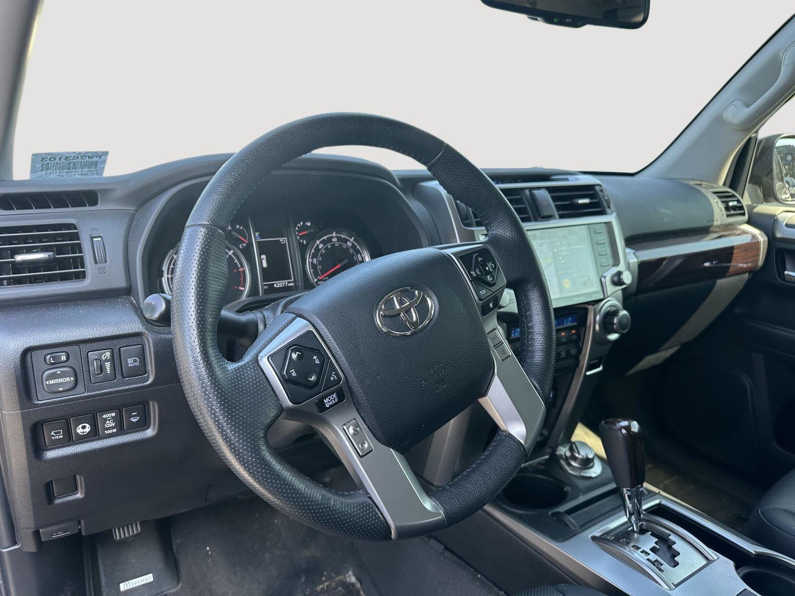 Used 2024 Toyota 4Runner Limited AWD/4WD image 10