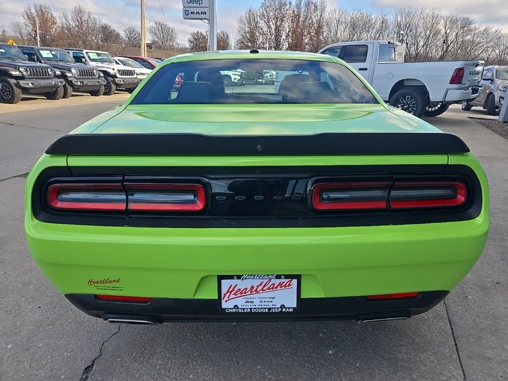 Used 2023 Dodge Challenger SXT w/ Blacktop Package image 8