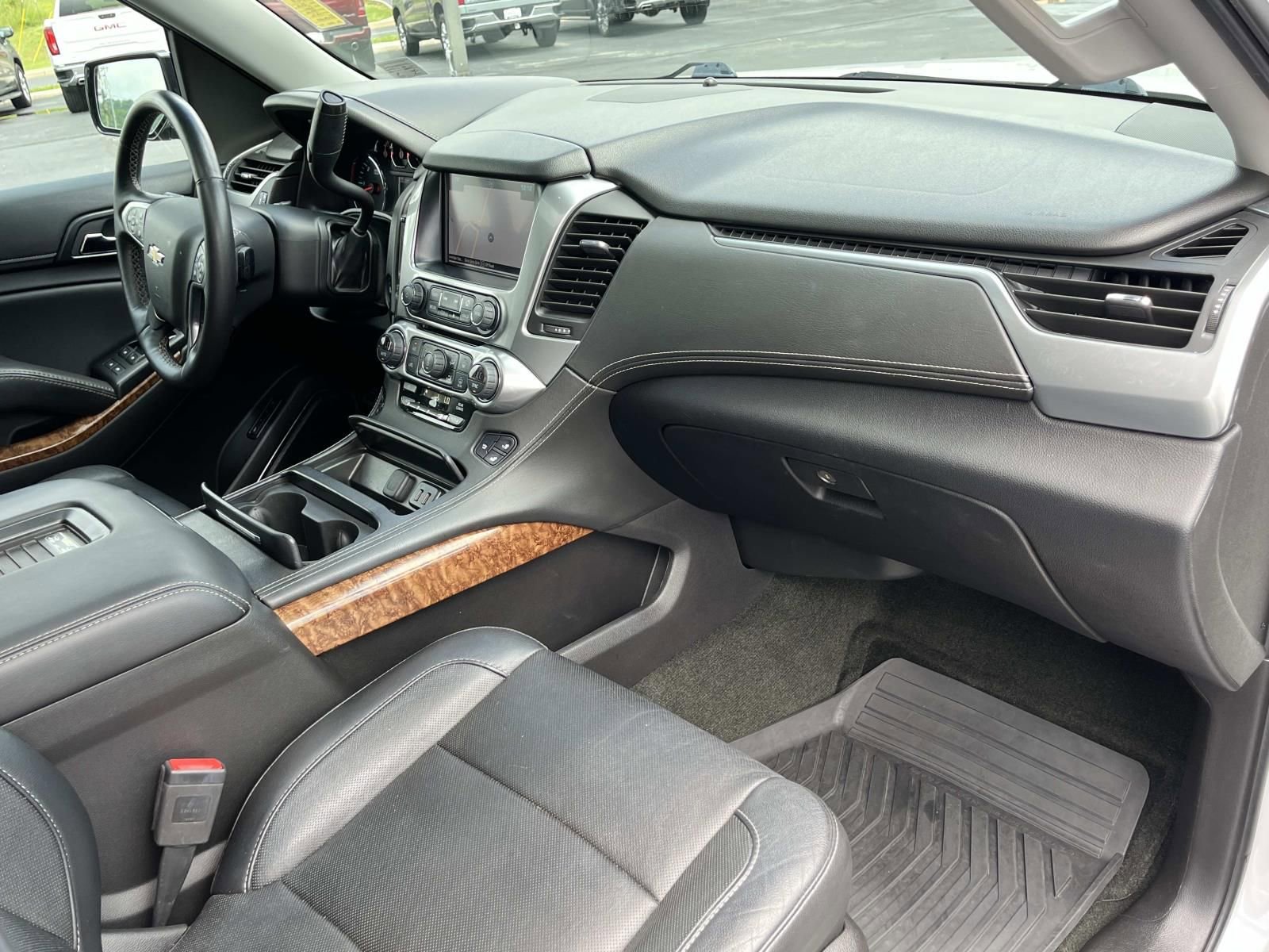 Used 2016 Chevrolet Tahoe LTZ AWD/4WD image 28