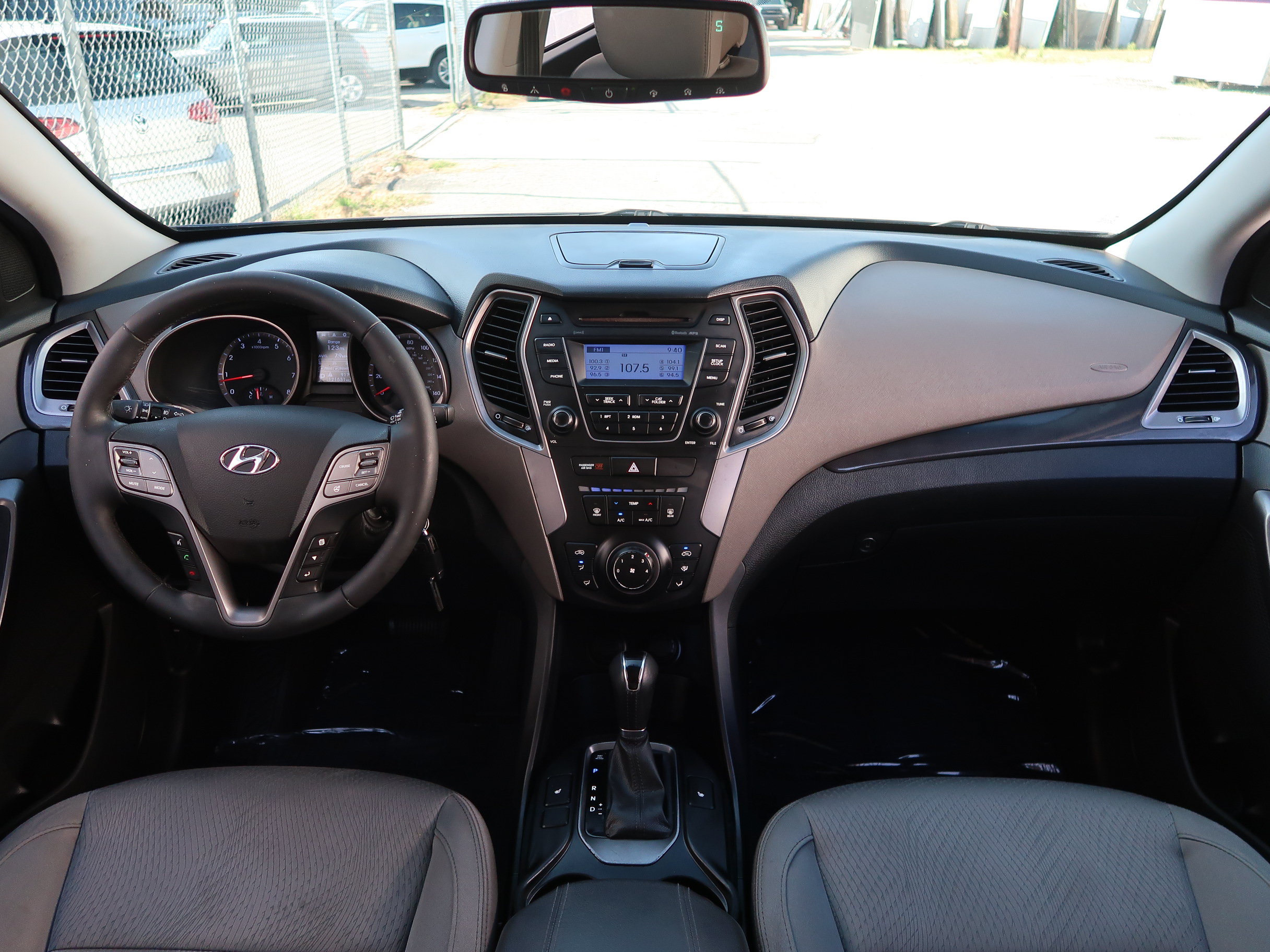 Used 2013 Hyundai Santa Fe Sport w/ Popular Equipment Pkg FWD image 11