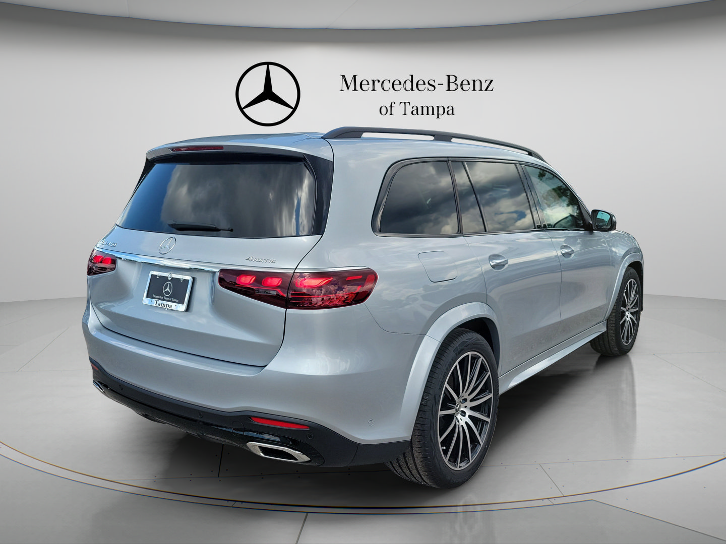 New 2026 Mercedes-Benz GLS 450 4MATIC image 3