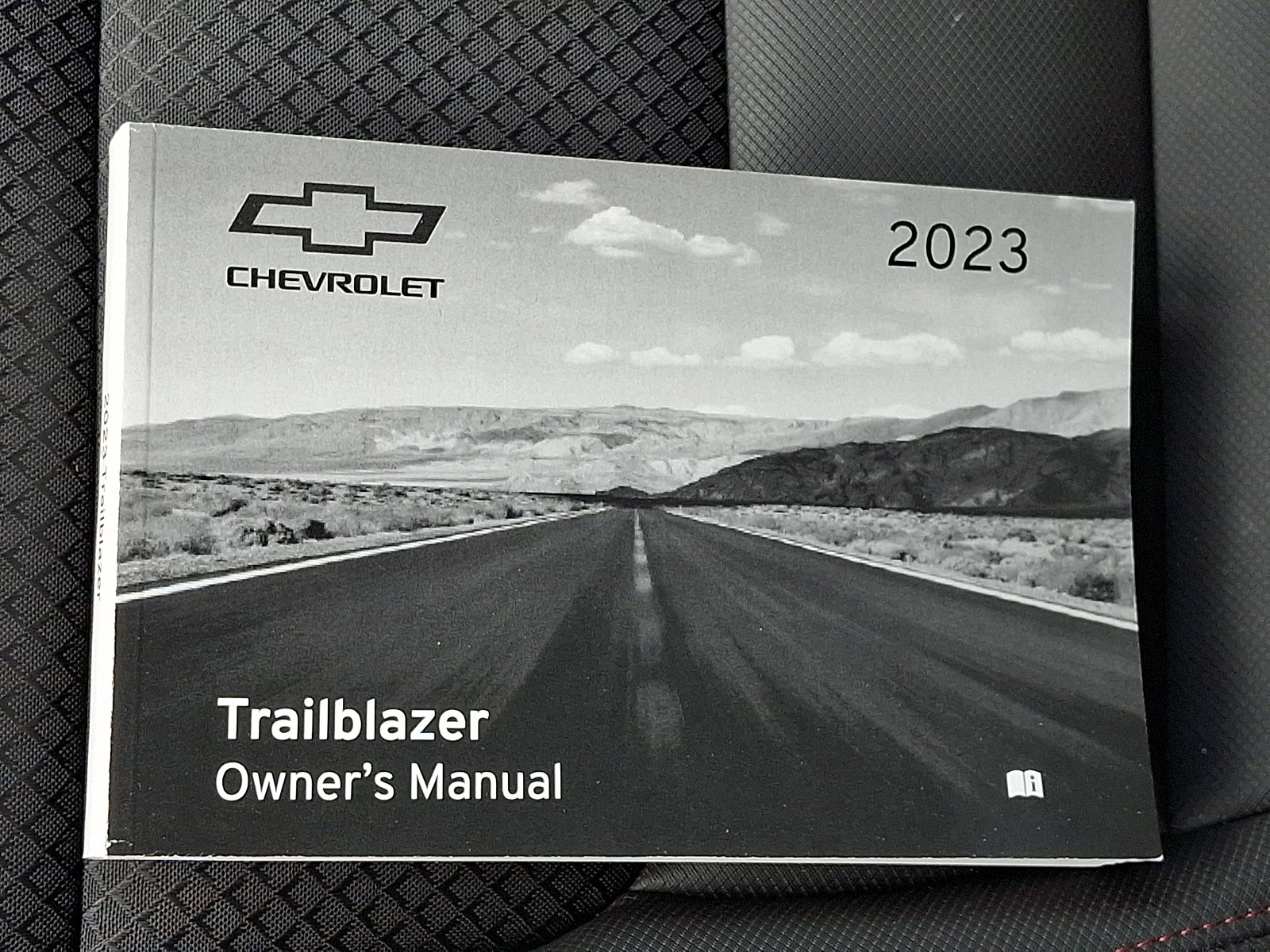 Certified 2023 Chevrolet TrailBlazer RS AWD/4WD image 26