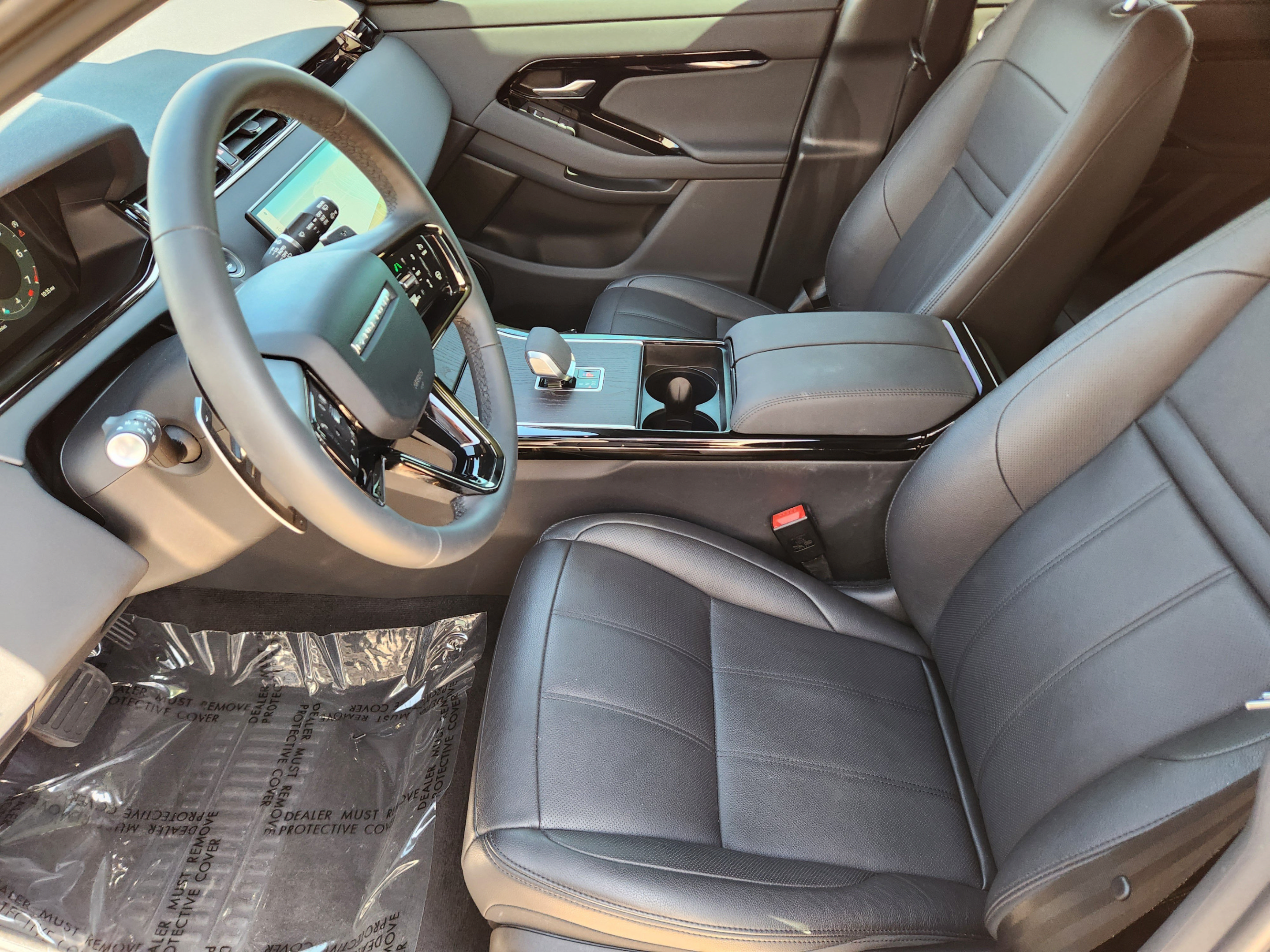 Certified 2026 Land Rover Range Rover Evoque S AWD/4WD image 8
