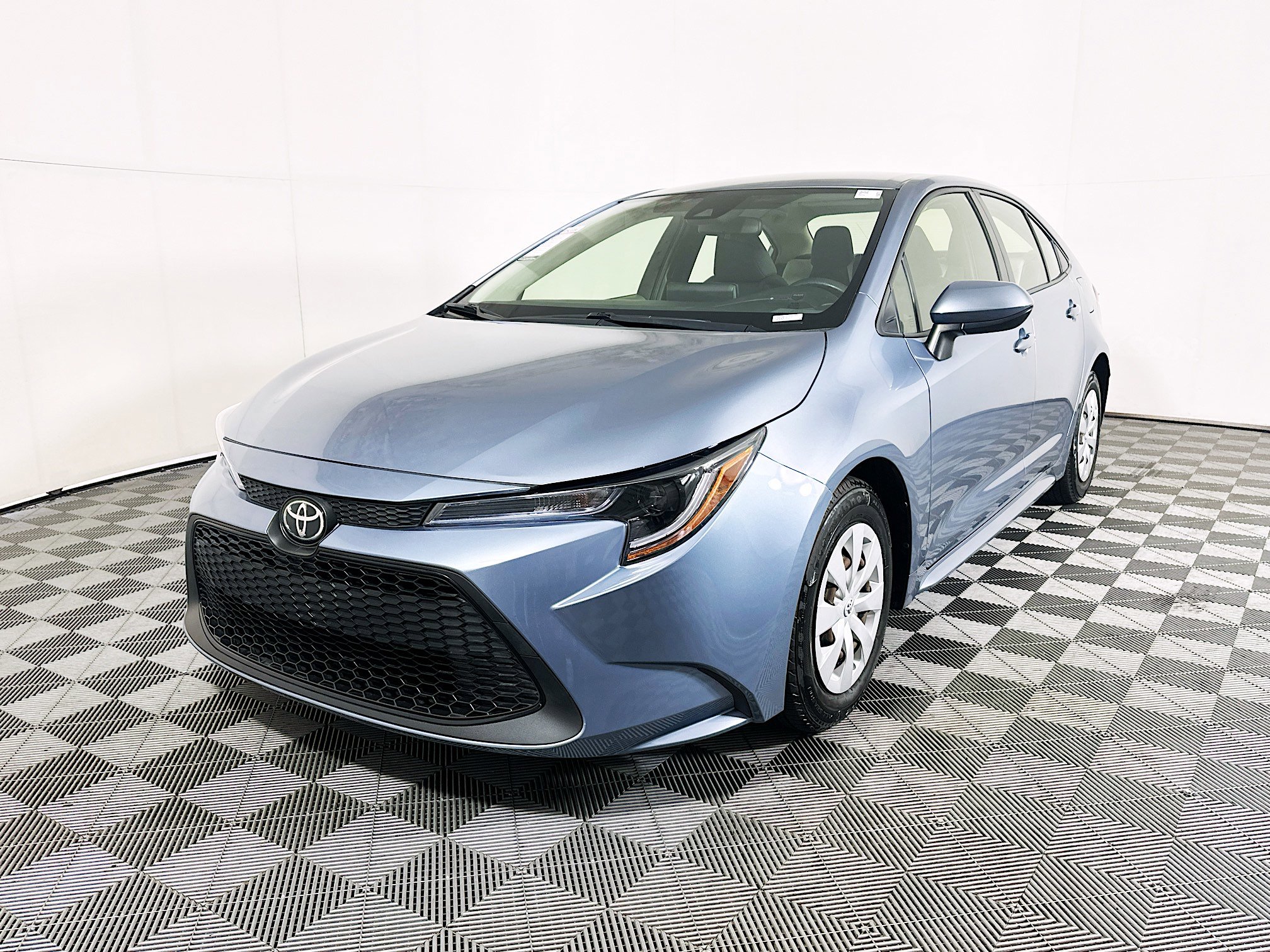Used 2021 Toyota Corolla L FWD image 7