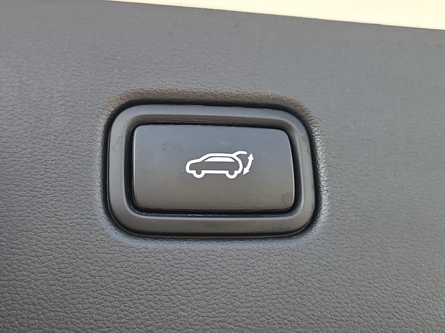 Used 2025 Hyundai Tucson SEL FWD image 16