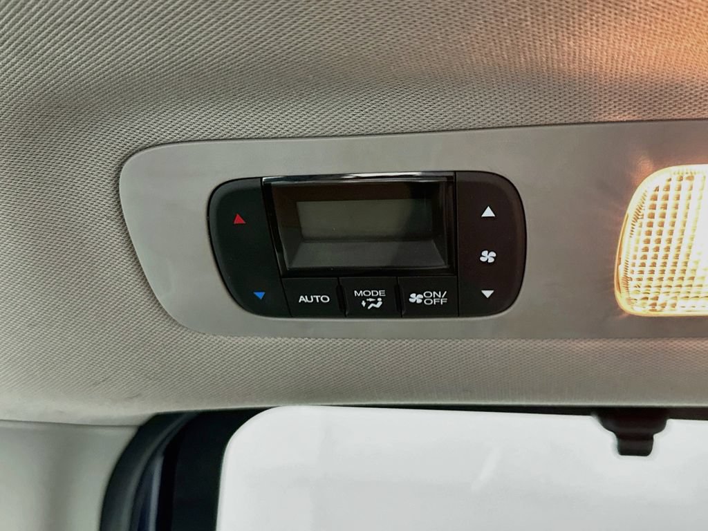 Used 2014 Honda Odyssey Touring image 28